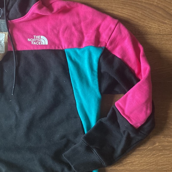 The North Face Hoodie - Picture 3 of 12